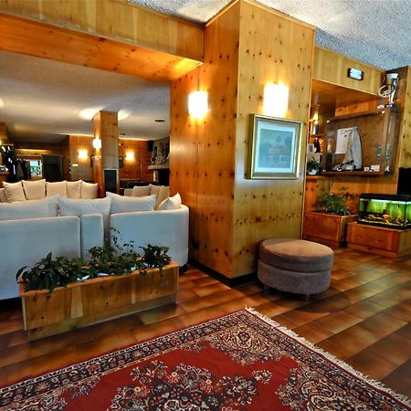 Hotel Nazionale Bormio Exterior foto